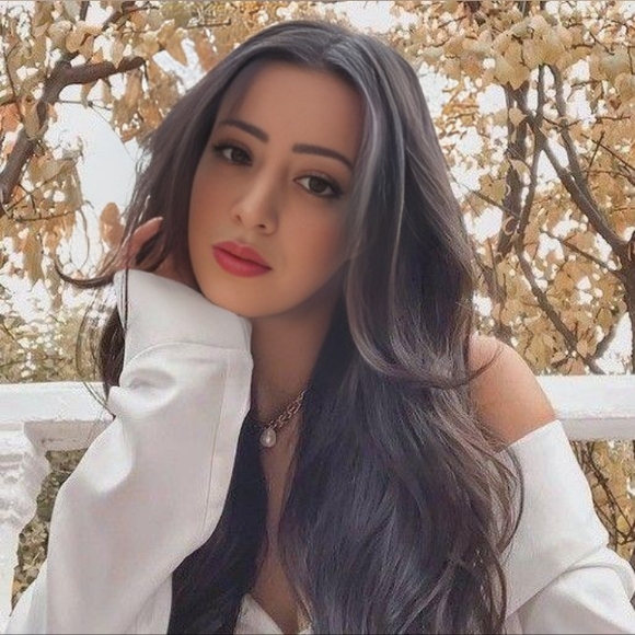 Meet The Posher, Amanda S. - Picture 11 of 16